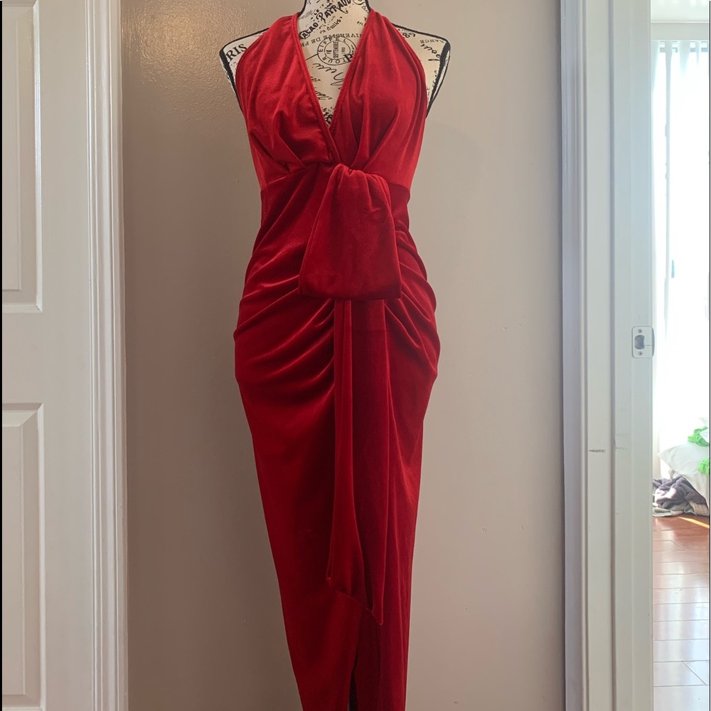 Velvet V- neck with bow tie red dress